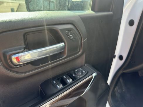 Used 2022 Chevrolet Silverado 2500 LT w/ Convenience Package AWD/4WD image 19
