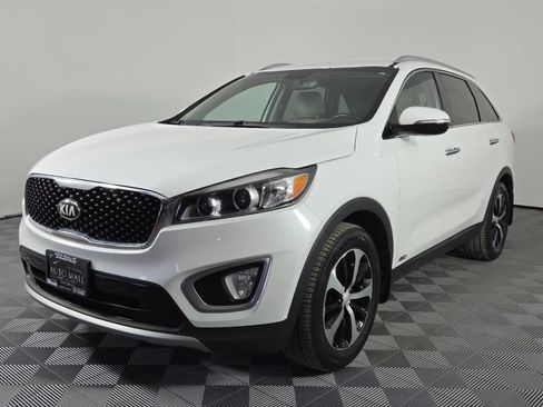Used 2016 Kia Sorento EX w/ EX Premium Package AWD/4WD image 3