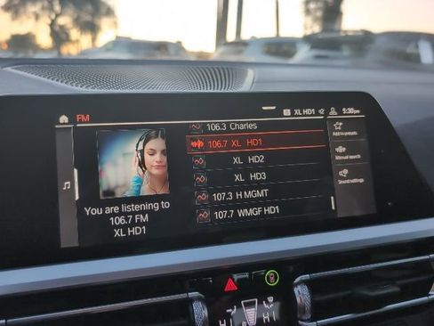 Used 2019 BMW 330i Sedan w/ M Sport Package image 13