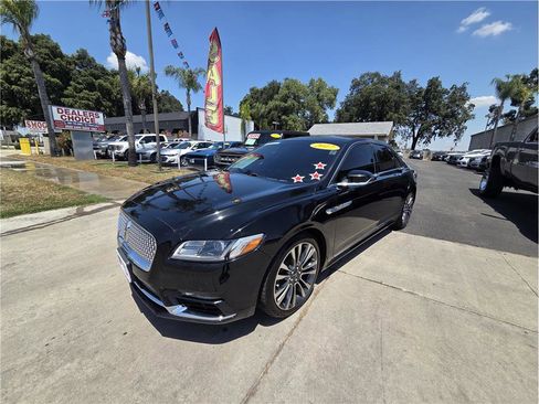 Used 2017 Lincoln Continental Reserve FWD image 1