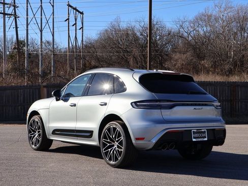 Certified 2026 Porsche Macan Turbo AWD/4WD image 3