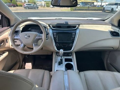 Used 2018 Nissan Murano Platinum FWD image 19