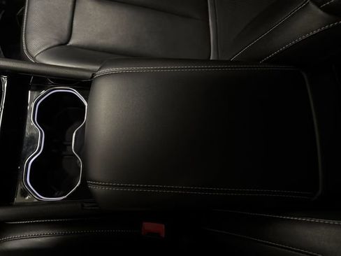 Used 2023 Jeep Grand Cherokee 4WD 4xe w/ Luxury Tech Group II image 22