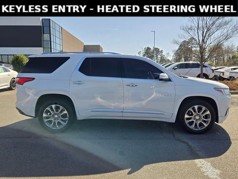 Used 2021 Chevrolet Traverse Premier w/ LPO, Floor Liner Package FWD image 8