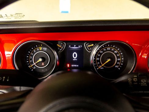 Used 2019 Jeep Wrangler Unlimited Sport AWD/4WD image 16