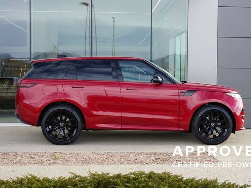 Used 2025 Land Rover Range Rover Sport Dynamic SE AWD/4WD image 7