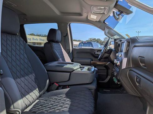 Used 2019 GMC Sierra 1500 SLE w/ SLE Value Package image 29