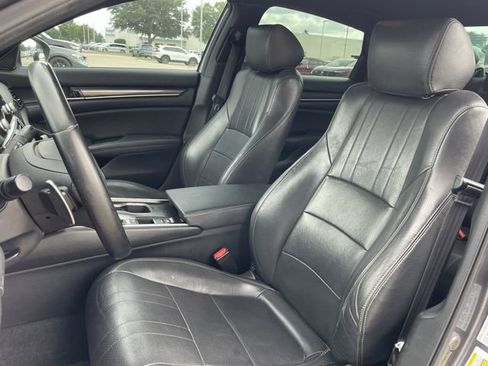 Used 2019 Honda Accord Sport image 24