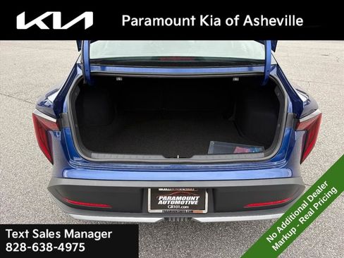 New 2025 Kia K4 LXS image 29