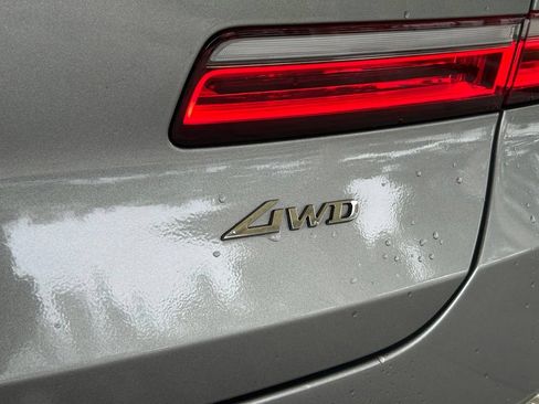 Used 2025 Genesis GV80 2.5T Standard AWD/4WD image 19