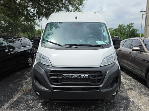 Used 2025 RAM ProMaster 2500 w/ Convenience Group FWD image 8
