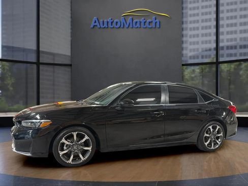 Used 2025 Honda Civic Sport Touring image 5