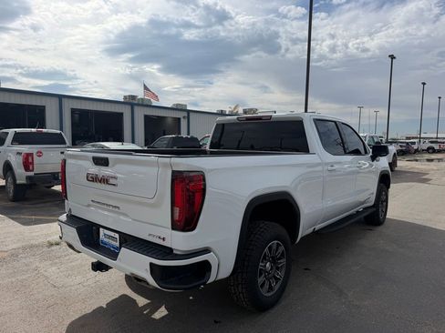 Used 2024 GMC Sierra 1500 AT4 AWD/4WD image 5