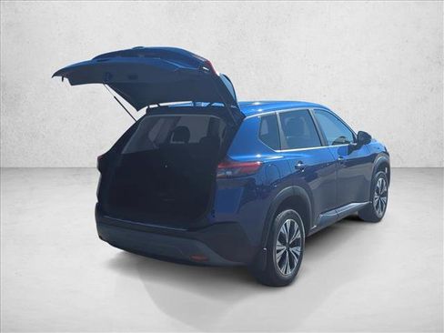 Used 2023 Nissan Rogue SV image 8