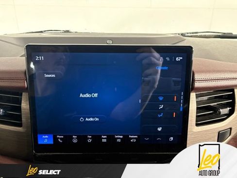 Used 2024 Ford Expedition Limited AWD/4WD image 15