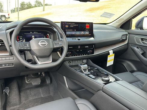 New 2026 Nissan Rogue Platinum w/ Platinum Premium Package AWD/4WD image 16
