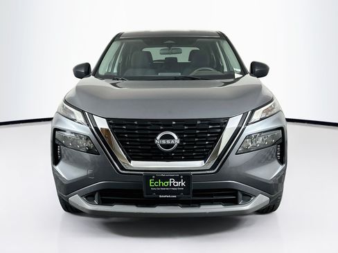 Used 2023 Nissan Rogue S AWD/4WD image 2