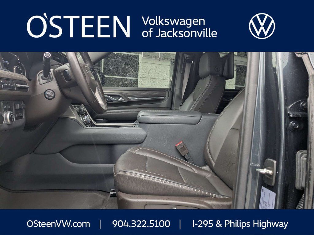 Used 2021 GMC Yukon Denali w/ Denali Premium Package RWD image 2