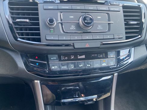 Used 2017 Honda Accord Sport image 21