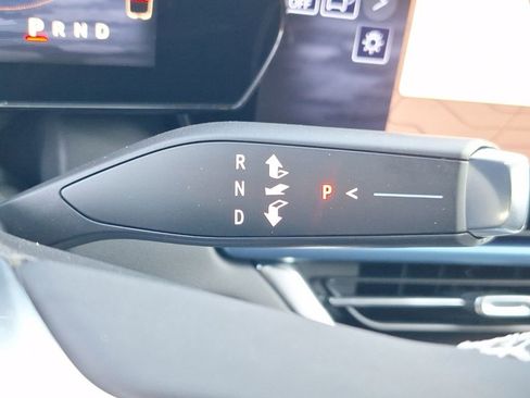 New 2026 Chevrolet Equinox EV LT image 26