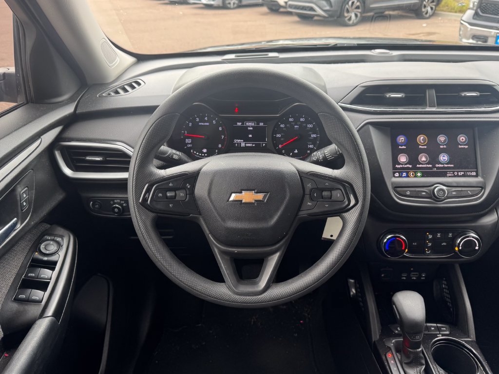 Used 2022 Chevrolet TrailBlazer LS AWD/4WD image 11