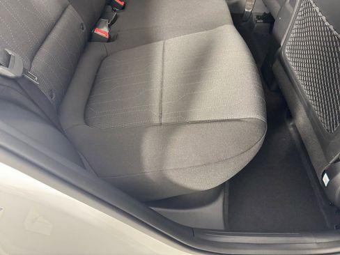 Used 2026 Hyundai Venue SE image 27