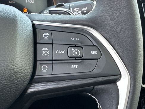 New 2025 Jeep Grand Cherokee Laredo X w/ Trailer Tow Package image 21