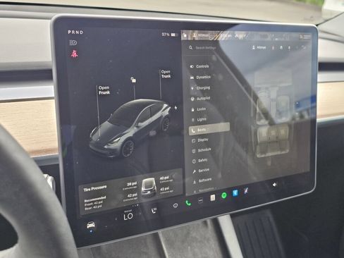 Used 2021 Tesla Model Y Long Range AWD/4WD image 35