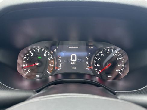 New 2026 Jeep Compass Latitude image 10