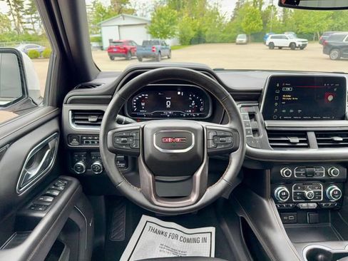 Used 2023 GMC Yukon AT4 w/ AT4 Premium Plus Package AWD/4WD image 16
