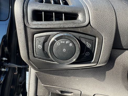 Used 2013 Ford Focus SE image 16