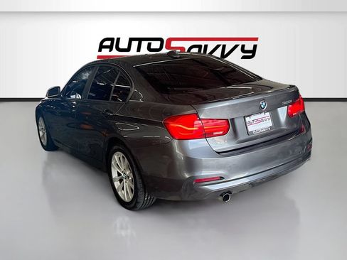 Used 2018 BMW 320i Sedan w/ Convenience Package RWD image 5
