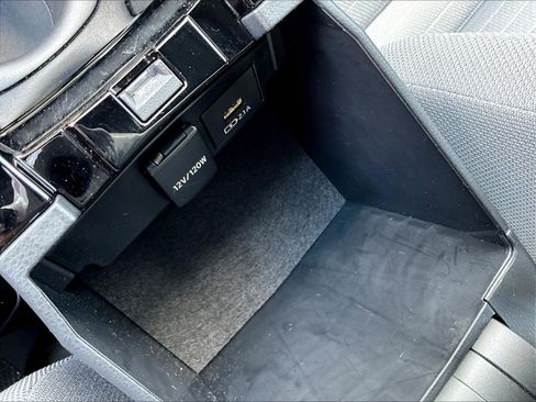 Used 2020 Toyota Corolla SE w/ SE Premium Package FWD image 16