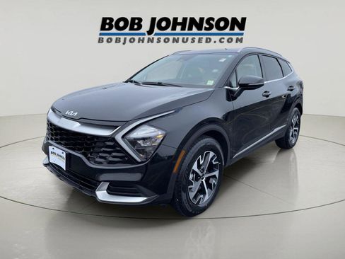 Used 2023 Kia Sportage EX image 3