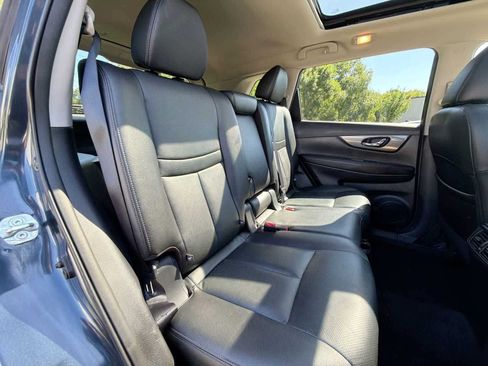Used 2016 Nissan Rogue SL w/ SL Premium Package AWD/4WD image 18