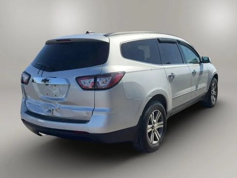 Used 2017 Chevrolet Traverse LT AWD/4WD image 6