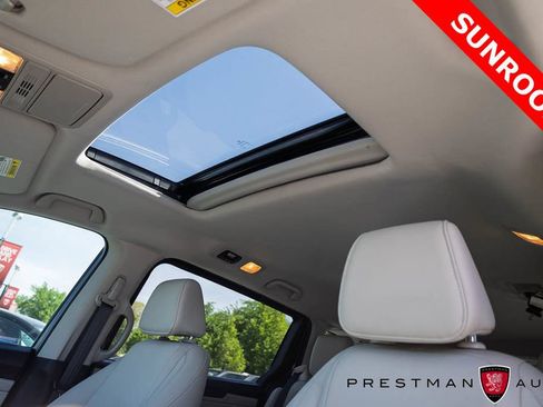 Used 2025 Honda Odyssey EX-L image 8