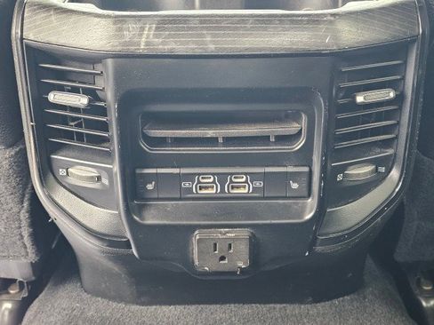 Used 2023 RAM 2500 Limited AWD/4WD image 22