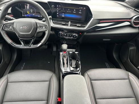 Used 2025 Chevrolet Trax RS w/ Driver Confidence Package image 15