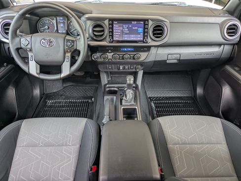 Used 2023 Toyota Tacoma TRD Sport AWD/4WD image 15