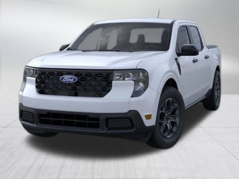New 2025 Ford Maverick XLT w/ XLT Luxury Package image 2