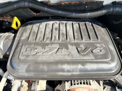 Used 2007 Dodge Ram 1500 Truck ST w/ SXT Group image 22