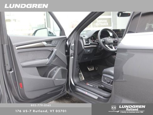 Certified 2024 Audi SQ5 Premium Plus image 10