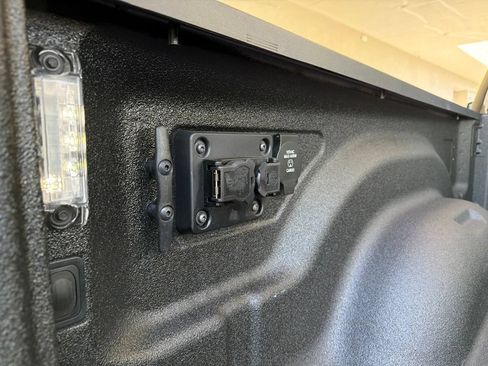 Used 2026 RAM 2500 Limited AWD/4WD image 47
