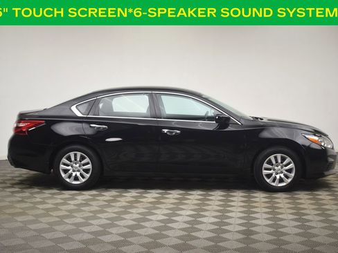 Used 2016 Nissan Altima 2.5 S w/ Power Driver Seat Package FWD image 4