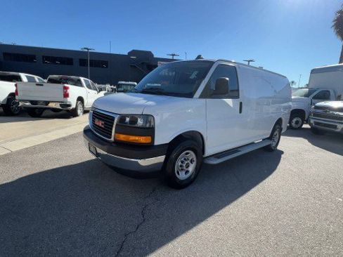 Used 2024 GMC Savana 2500 w/ Driver Convenience Package image 8