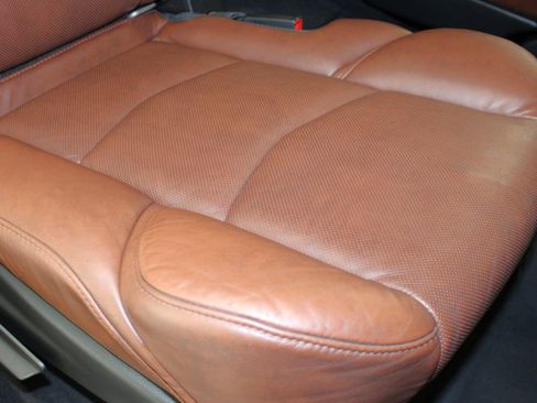 Used 2018 Cadillac Escalade Luxury image 48