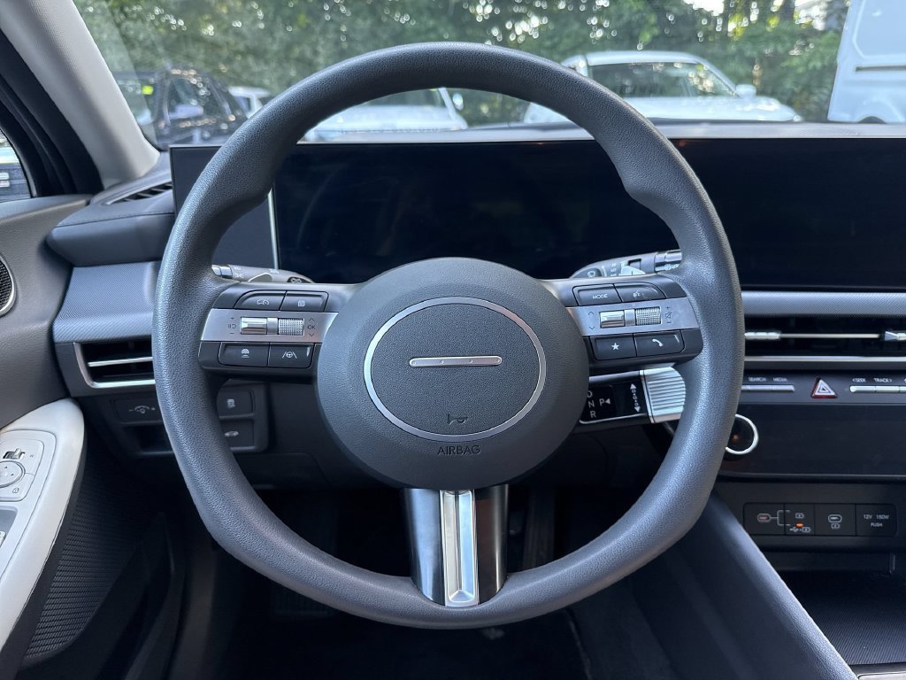Used 2025 Hyundai Sonata SEL AWD/4WD image 14