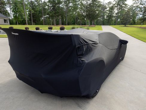 Used 2021 Lamborghini Huracan STO RWD image 44