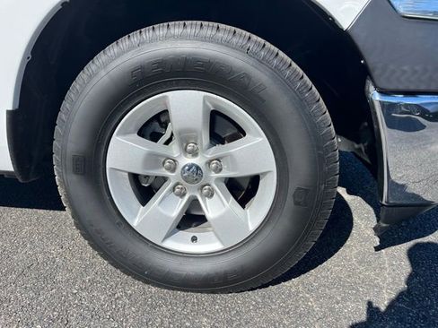 Used 2018 RAM 1500 Tradesman w/ Power & Remote Entry Group image 19